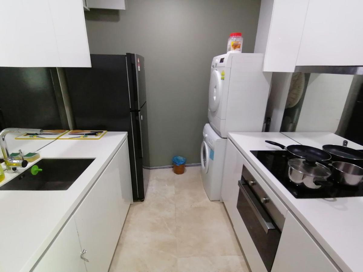 קואלה לומפור Vortex Suites Near Klcc מראה חיצוני תמונה